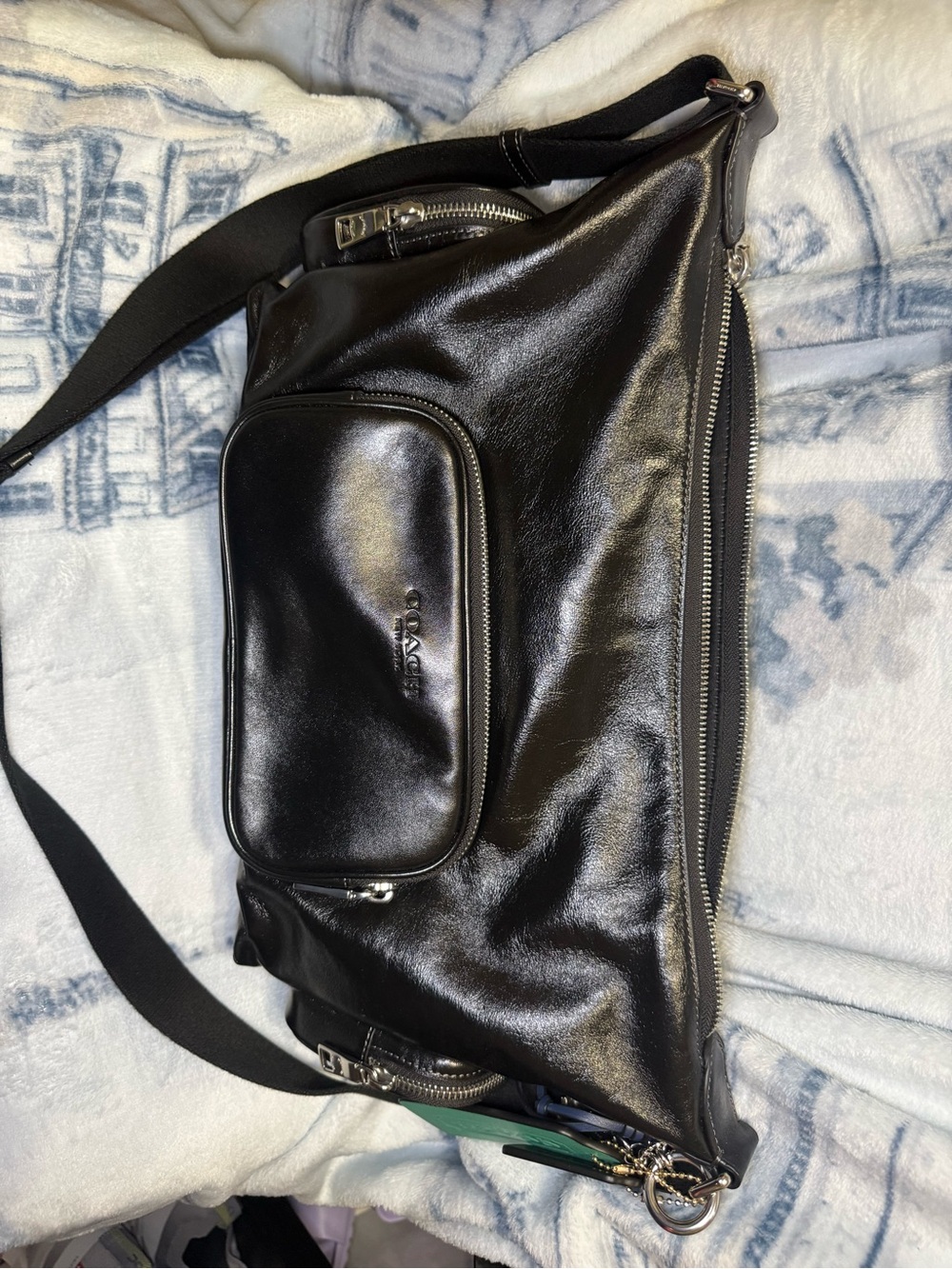 Coach Outlet Men's Finn Crossbody Bag With Pockets And Charms - Picture 4 of 8